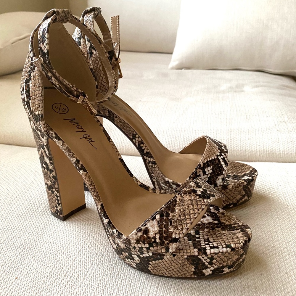 Nasty Gal Pumps